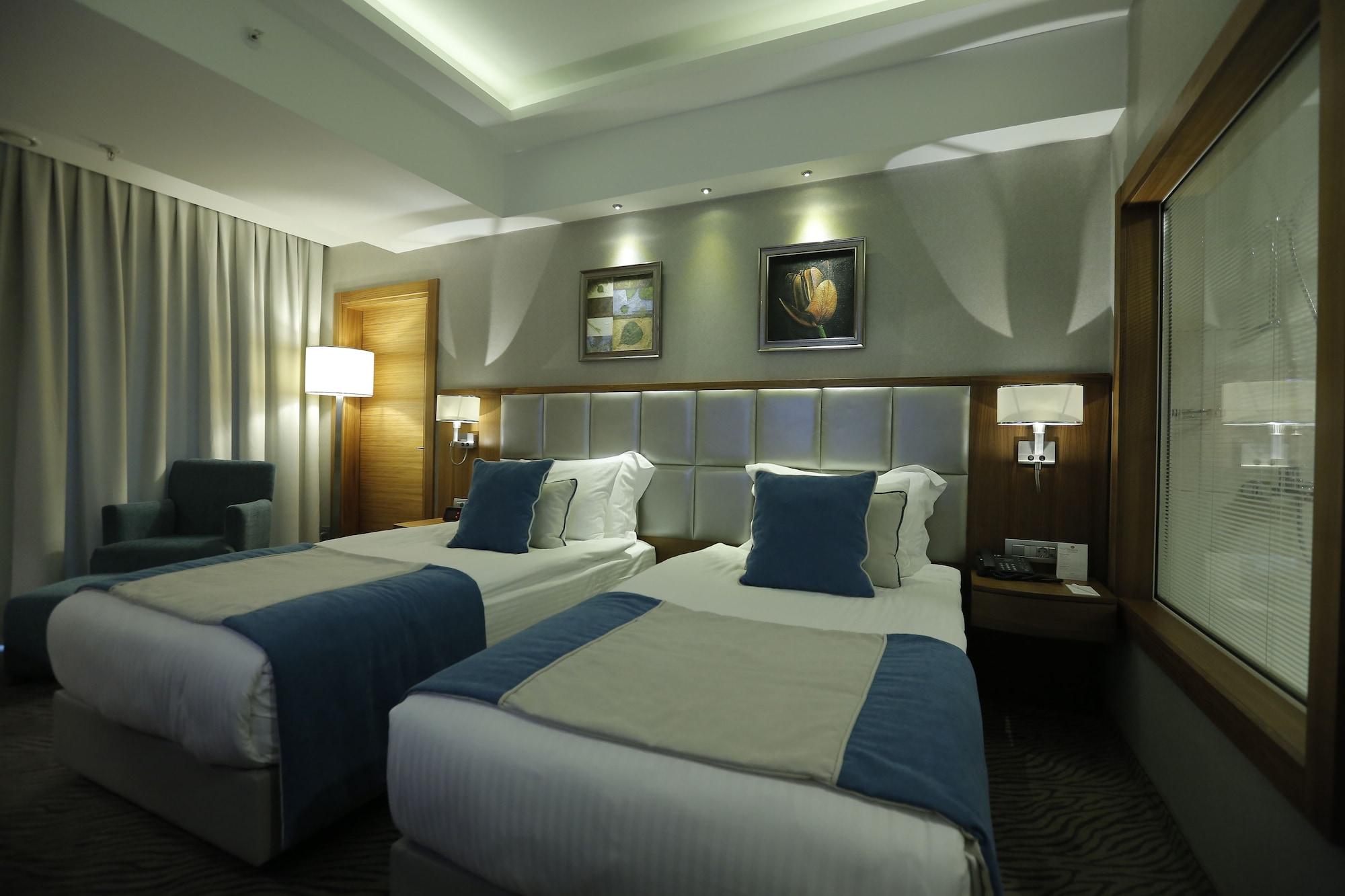 Otel Western Premier Karsiyaka Convention & 5*