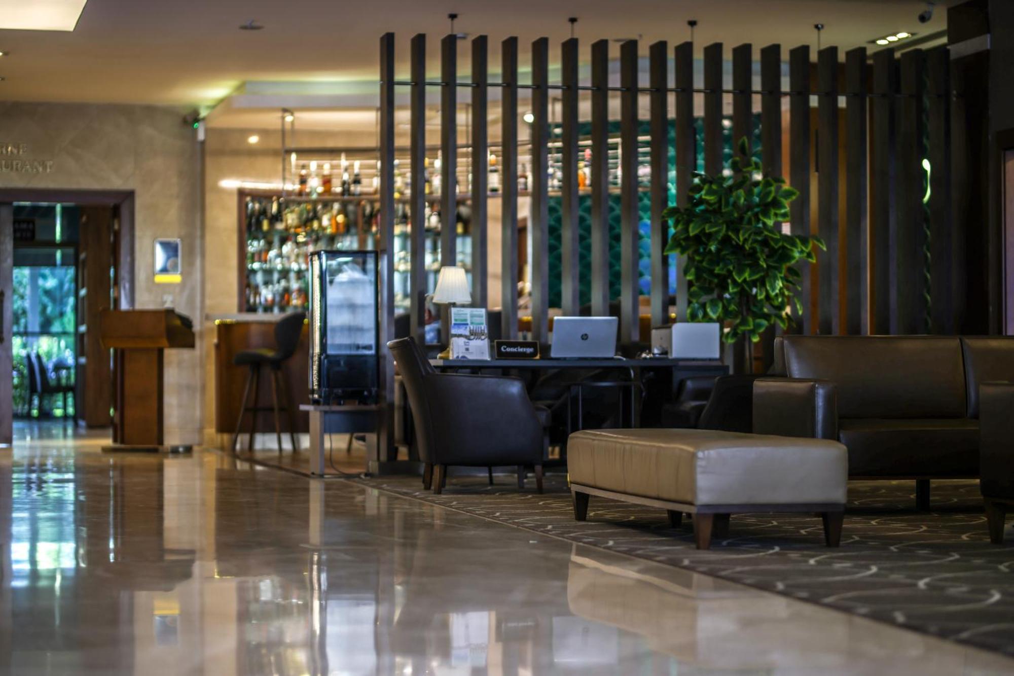 Western Premier Karsiyaka Convention & Otel İzmir