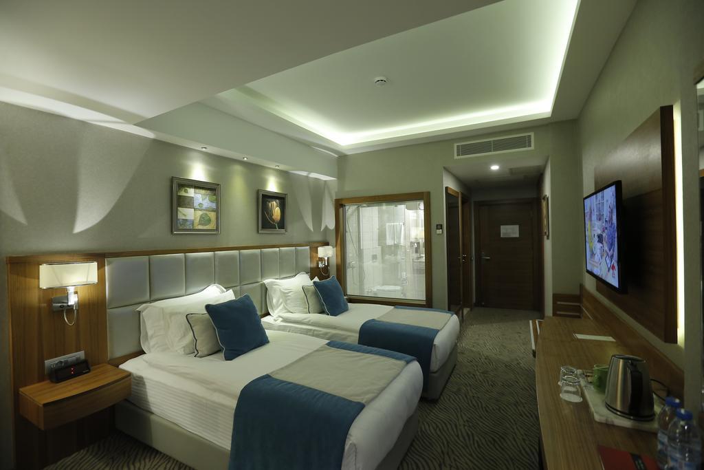 Western Premier Karsiyaka Convention & Otel